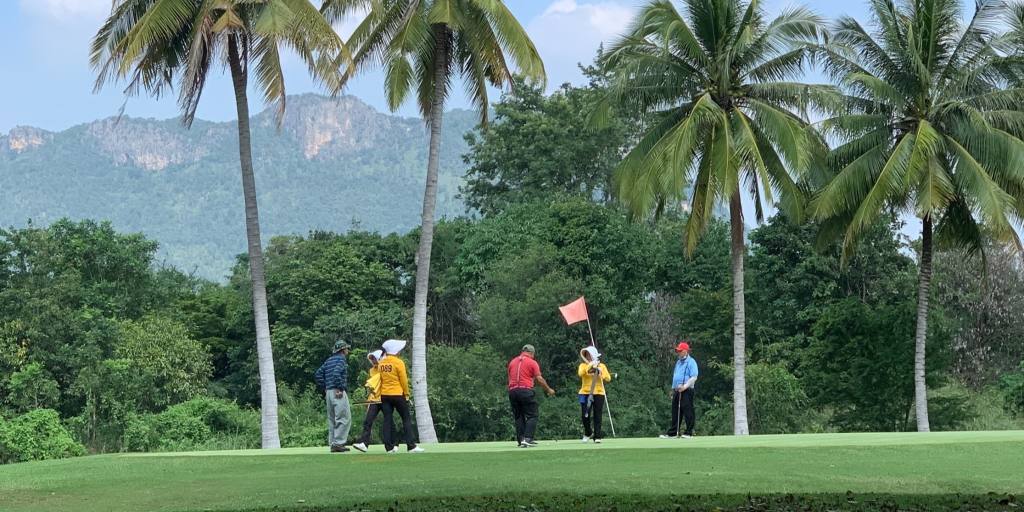 La Thaïlande attire les amateurs de golf avec un plan de `` quarantaine de rêve ''