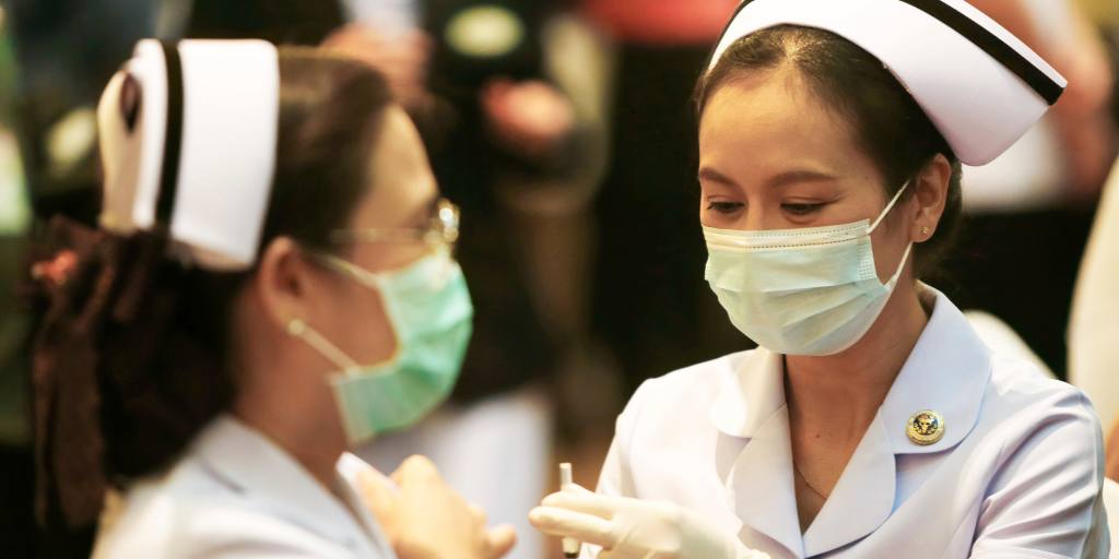 La Thaïlande lance enfin les vaccinations COVID: 5 choses à savoir