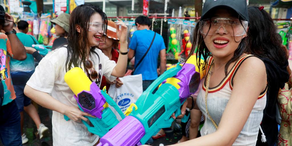 La Thaïlande prévoit des célébrations édulcorées de Songkran pour avril