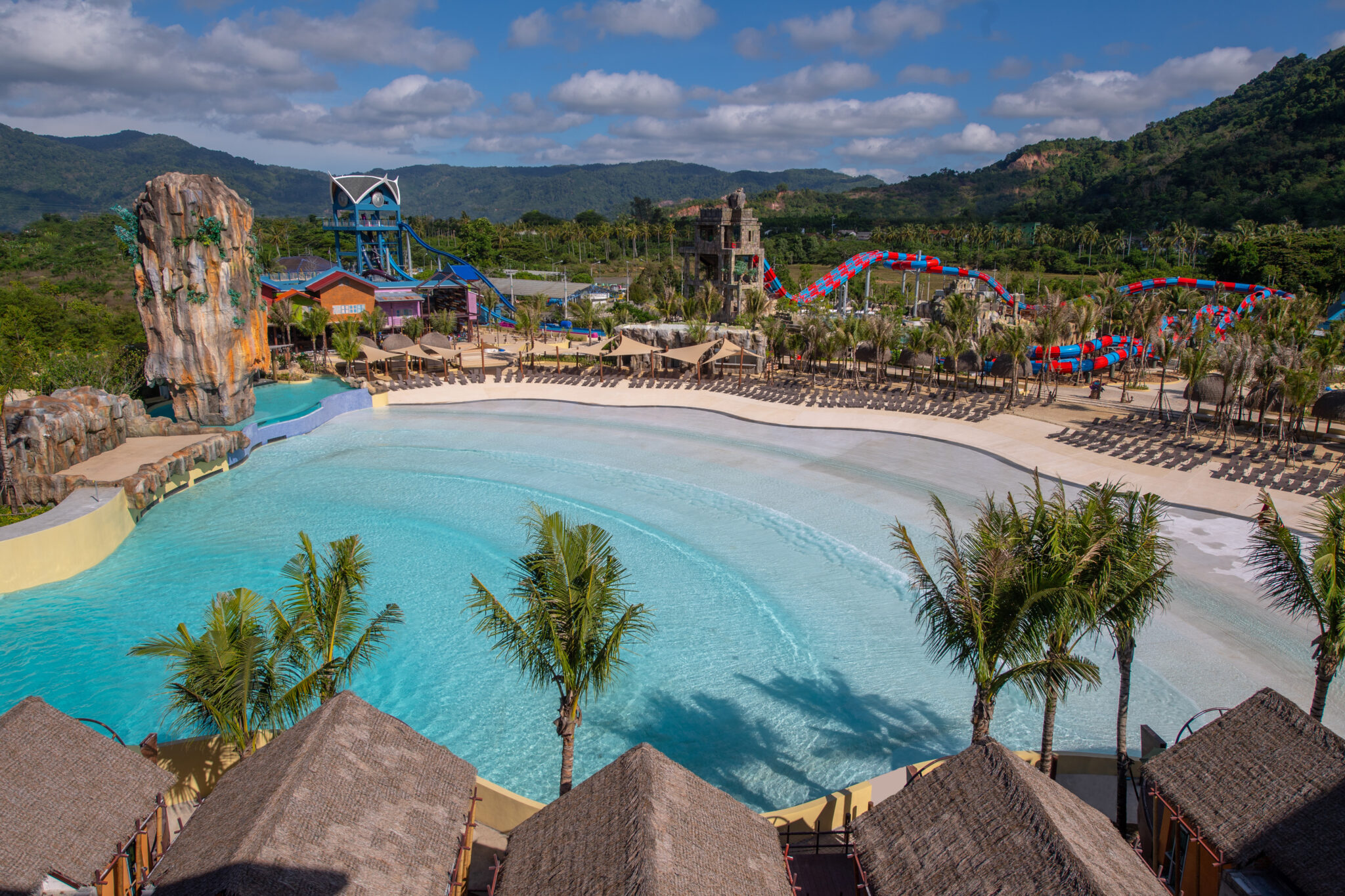 Le parc de divertissement et de loisirs de plusieurs millions de dollars Andamanda Phuket ouvrira ce mois-ci