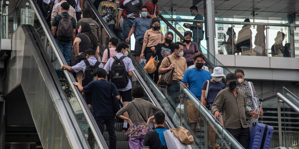 Les chiffres COVID trompeurs de la Thaïlande jettent une ombre sur la réouverture