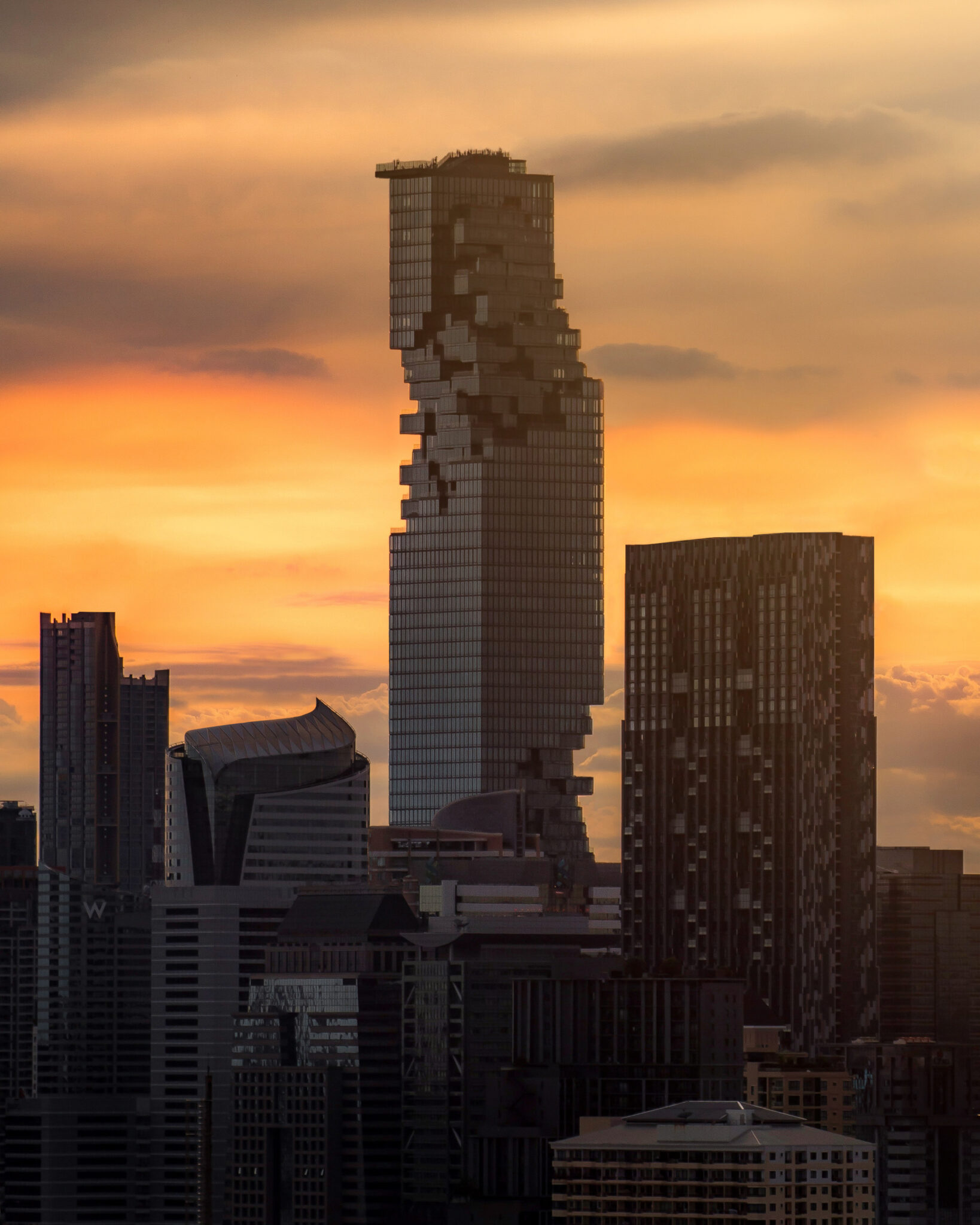 Ouverture officielle du Standard, Bangkok Mahanakhon en tant que fleuron du groupe en Asie