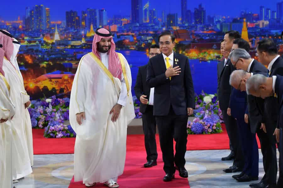 Le PM thaïlandais rencontre le prince héritier saoudien à l’APEC 2022 à Bangkok